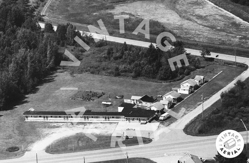 Hugos Motel and Cabins - 1992 Aerial Photo (newer photo)